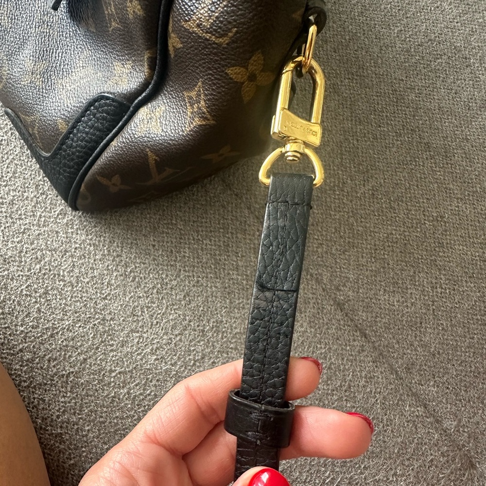 Louis Vuitton Monogram Retiro NM - Picture 9 of 13